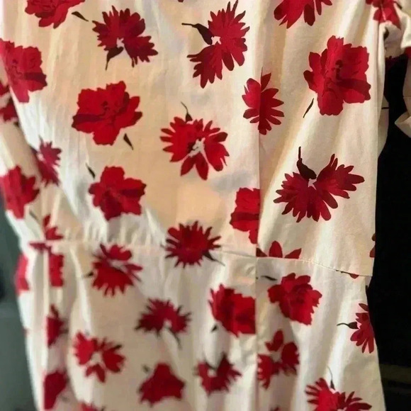 Free Assembly Wrap Dress. Women’s size Medium. Excellent condition. - Picture 5 of 7